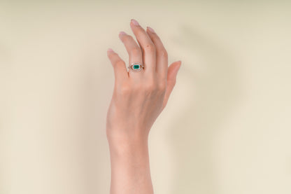 Yellow gold cluster ring with emerald and natural diamonds - ANA020