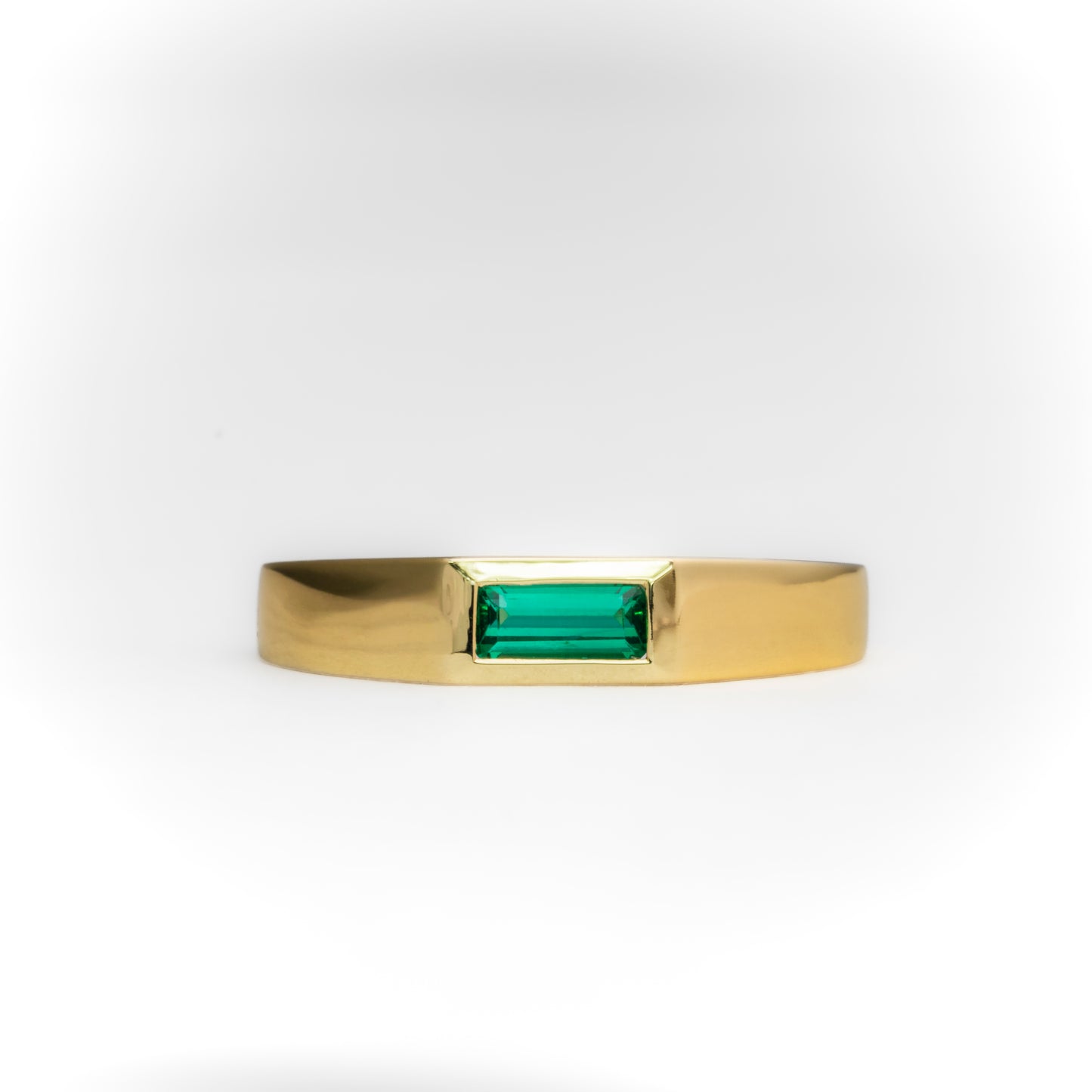 Anillo oro amarillo con esmeralda natural - ANA181