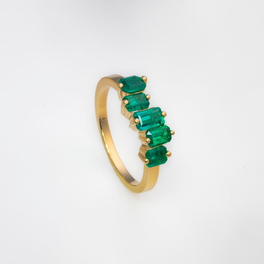 Anillo crazy oro amarillo con esmeralda natural  - ANA188
