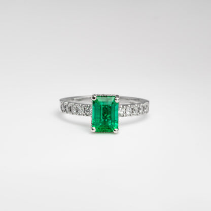Anillo oro blanco con esmeralda y diamantes naturales - ANB074