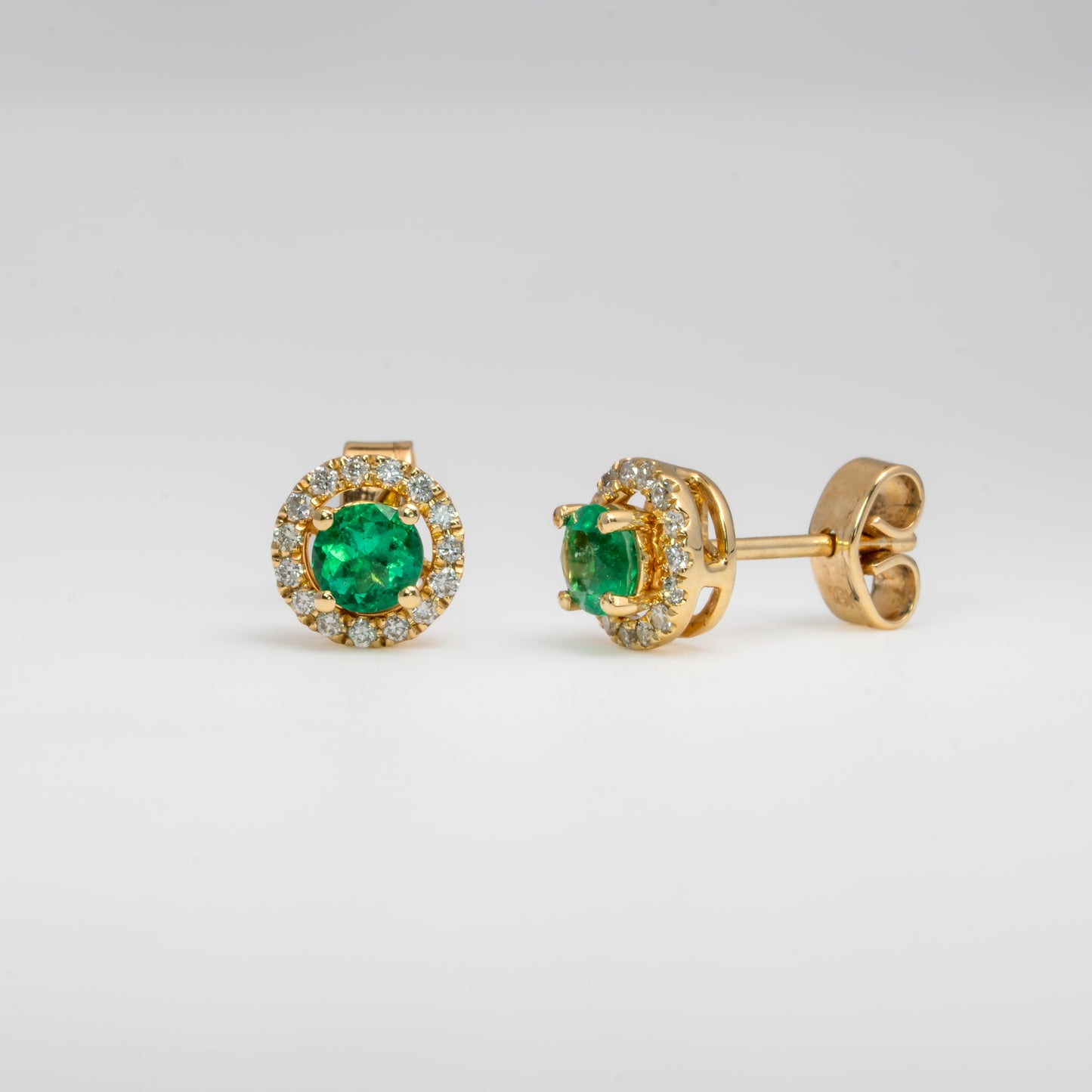 Aretes jacket oro amarillo con esmeraldas y diamantes naturales - ARA102