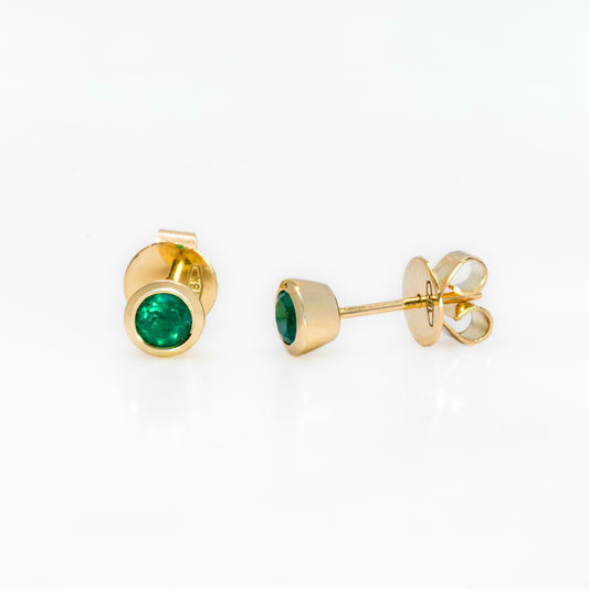 Aretes oro amarillo con esmeraldas naturales - ARA123