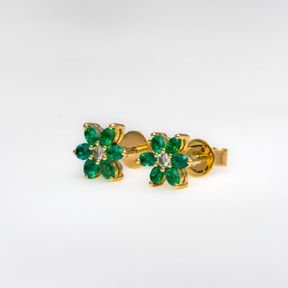Aretes oro amarillo con esmeraldas y diamantes naturales - ARA128