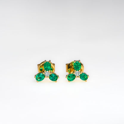 Aretes oro amarillo con esmeraldas y diamantes naturales - ARA129