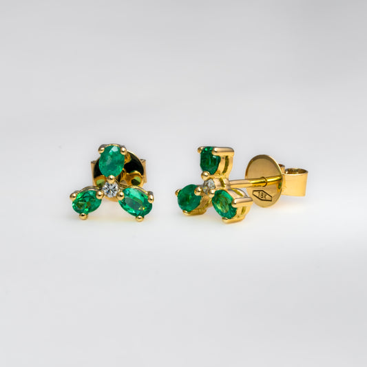Aretes oro amarillo con esmeraldas y diamantes naturales - ARA130