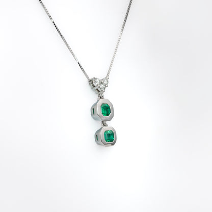 Dije con cadena oro blanco con esmeralda y diamantes naturales - DOB059