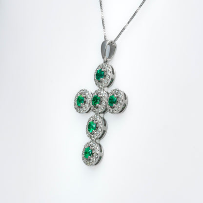 Dije oro blanco con esmeralda y diamantes naturales - DOB062