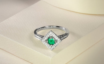 Anillo oro blanco con esmeralda y diamantes naturales - ANB007 - Etherna