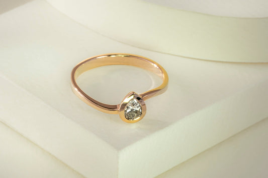 Anillo solitario oro rosado con diamante natural - AOT022 - Etherna