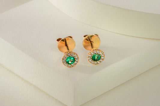 Aretes cluster oro amarillo con esmeralda y diamantes naturales - ARA068 - Etherna