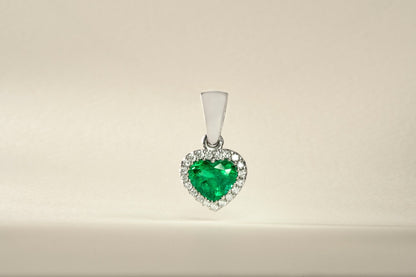 Dije cluster oro blanco con esmeralda y diamante naturales - DOB037 - Etherna