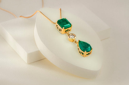 Dije con cadena con esmeralda y diamante natural - DOA052 - Etherna