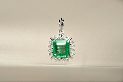 Dije marquesa oro blanco con esmeralda y diamantes naturales - DOB003 - Etherna