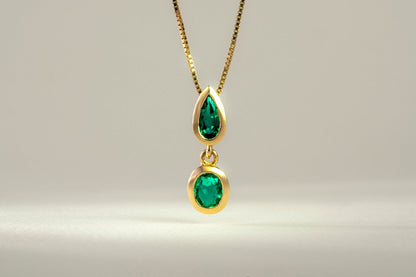 Dije oro amarillo con esmeralda natural - DOA090 - Etherna