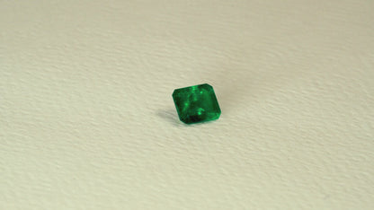 Emerald cut emerald - ESM044