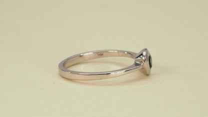 White gold solitaire ring with natural emerald - ANB038