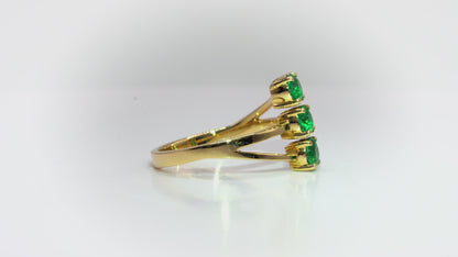 Anillo oro amarillo con esmeraldas naturales - ANA163