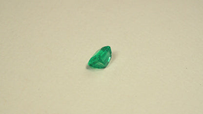 Emerald cut emerald - ESM104