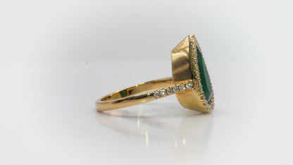 Anillo cluster oro amarillo con esmeralda y diamantes naturales - ANA171