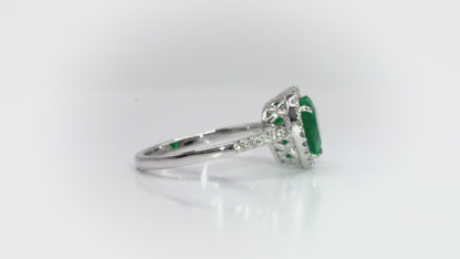 Anillo oro blanco con esmeralda y diamantes naturales - ANB075