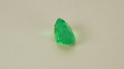 Emerald cut emerald - ESM162