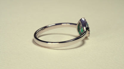 White gold open cluster ring with emerald and natural diamonds - ANB068