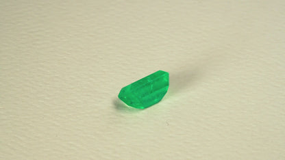 Emerald cut emerald - ESM124