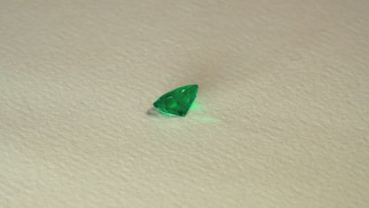Esmeralda redonda - ESM045