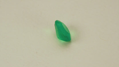 Emerald oval - ESM159