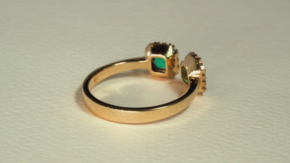 Yellow gold cluster ring with emerald and natural diamonds - ANA150