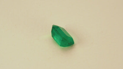 Emerald cut emerald - ESM157