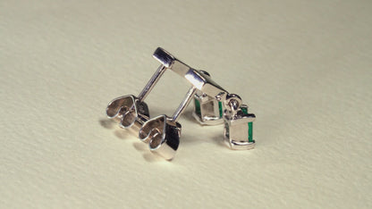 Aretes colgantes oro blanco con esmeralda natural - ARB033